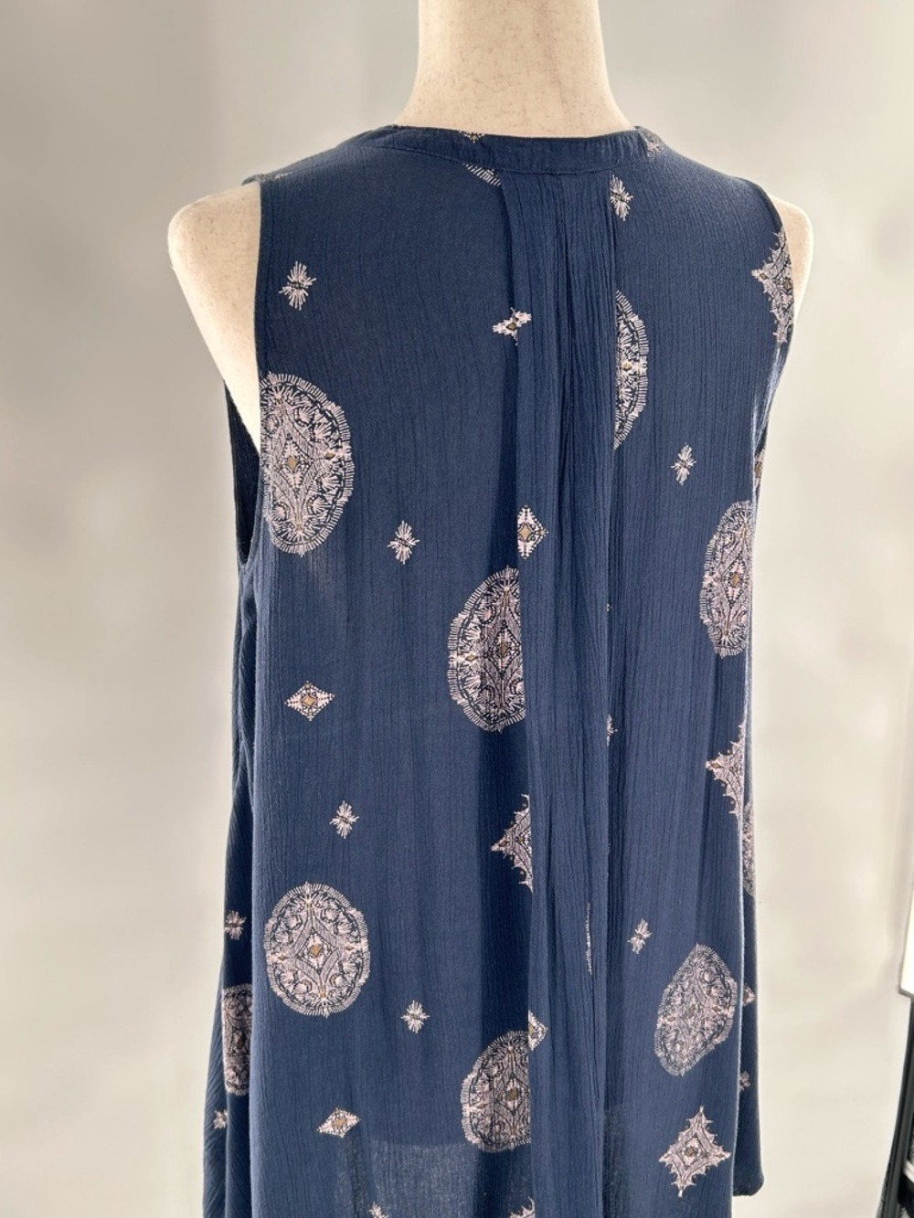 Free People Navy Medallion Sleeveless Tunic Dress XS - Picture 9 of 12